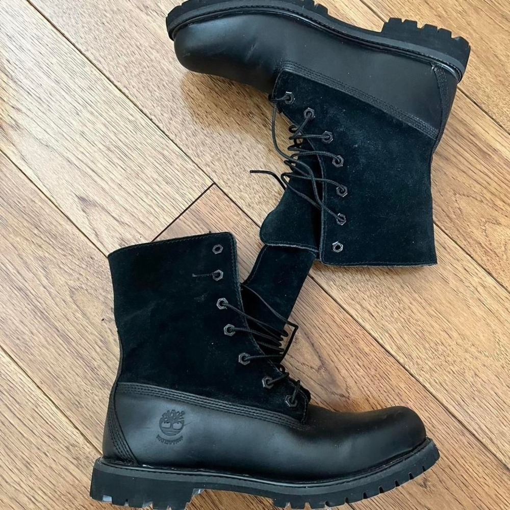 Timberland classic Boots size 9w